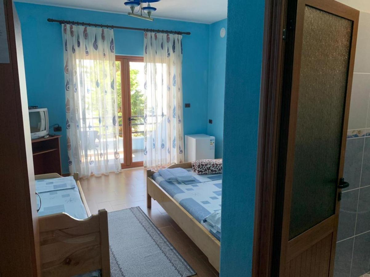 Vila Deni Tushemisht Экстерьер фото