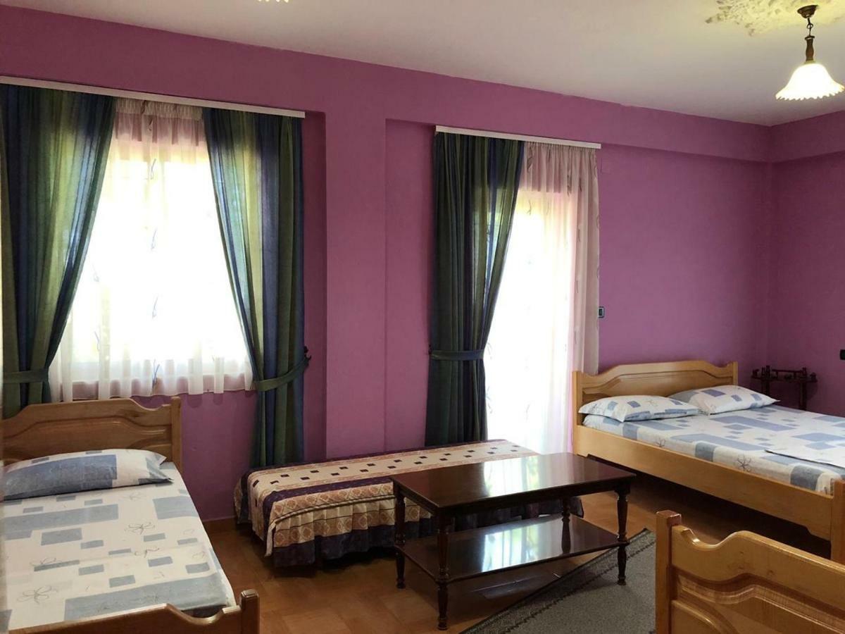 Vila Deni Tushemisht Экстерьер фото